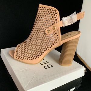 Beston NEW blush vegan leather, laser cut sandals